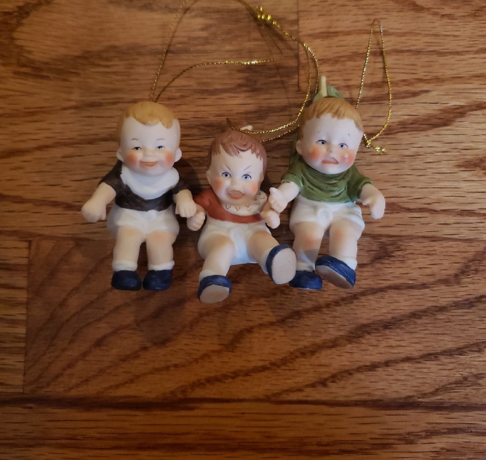 Vintage Ceramic Baby Figurine Ornaments - Set of 3